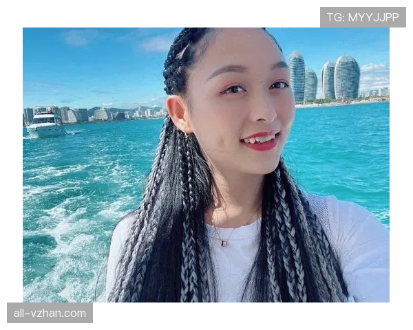 常园训练完直接拎爱马仕去吃米其林，这哪是拳击手啊